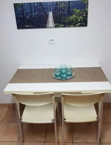Grand Climatisé Avec Terrasse Et Parking Appartement *
